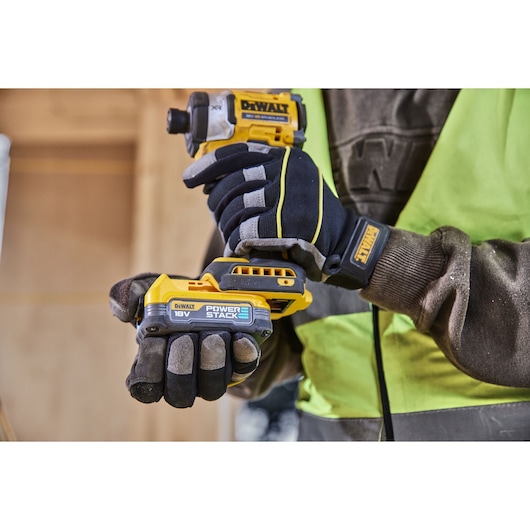 Powerstack battery being connected to 18V XR 4 Speed Premium Impact Driver